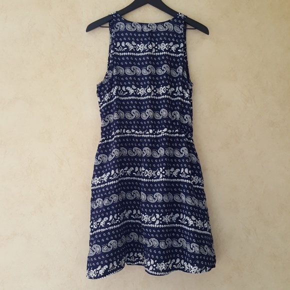 Levi's navy blue bandana print dress size large - Picture 4 of 4